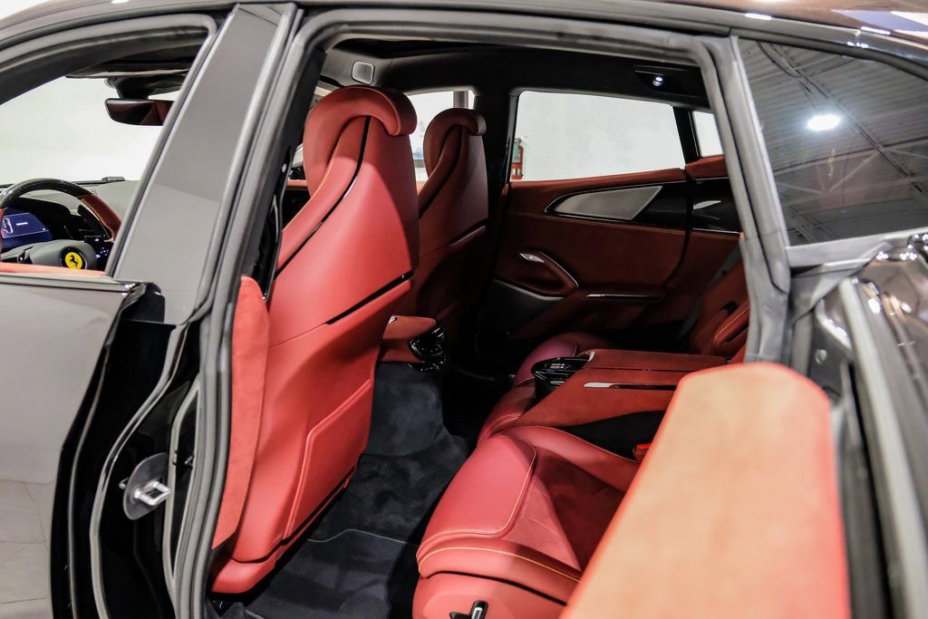 Used 2024 Ferrari Purosangue image 35