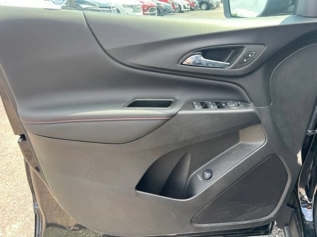 Used 2024 Chevrolet Equinox RS FWD image 20
