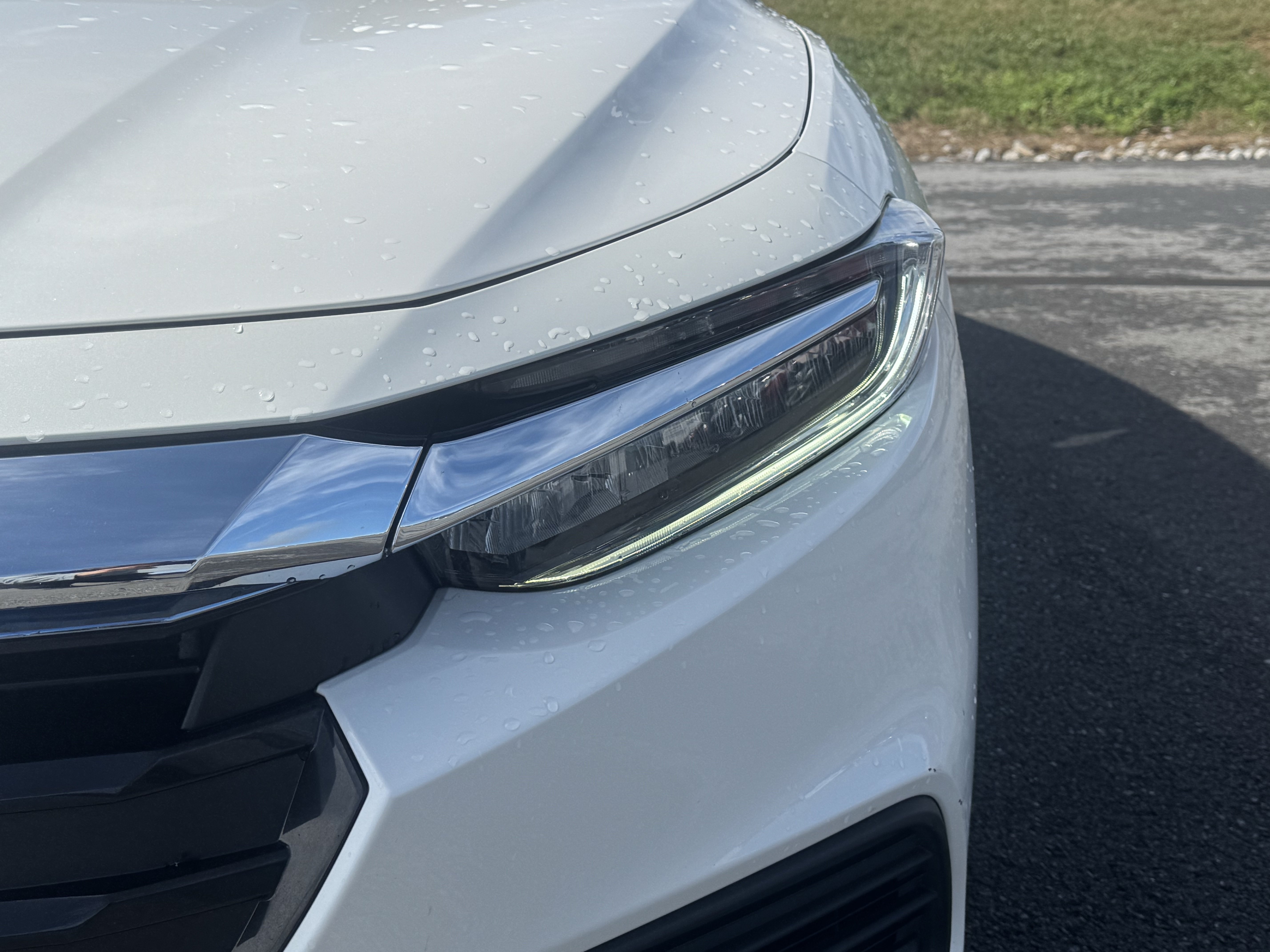 Used 2019 Honda Insight EX image 10