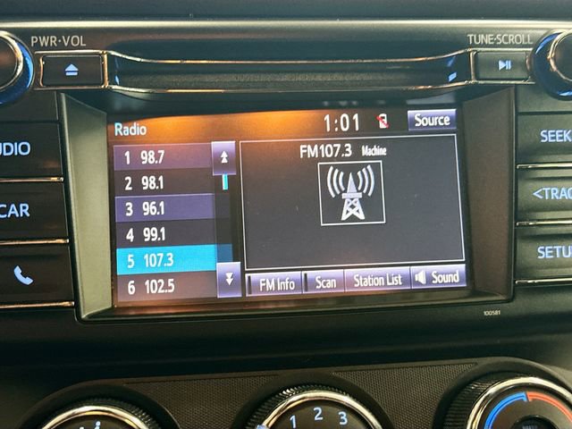 Used 2018 Toyota RAV4 LE w/ All Weather Liner Package AWD/4WD image 15