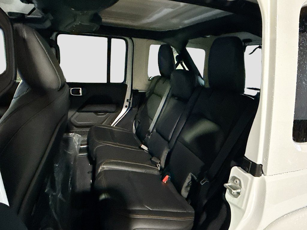 New 2027 Jeep Wrangler Unlimited Sahara AWD/4WD image 26