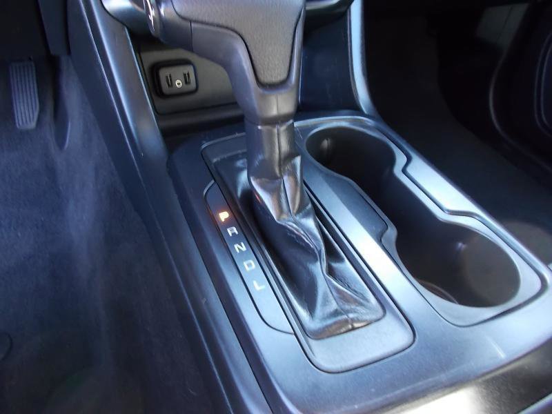 Used 2020 Chevrolet Colorado W/T RWD image 30