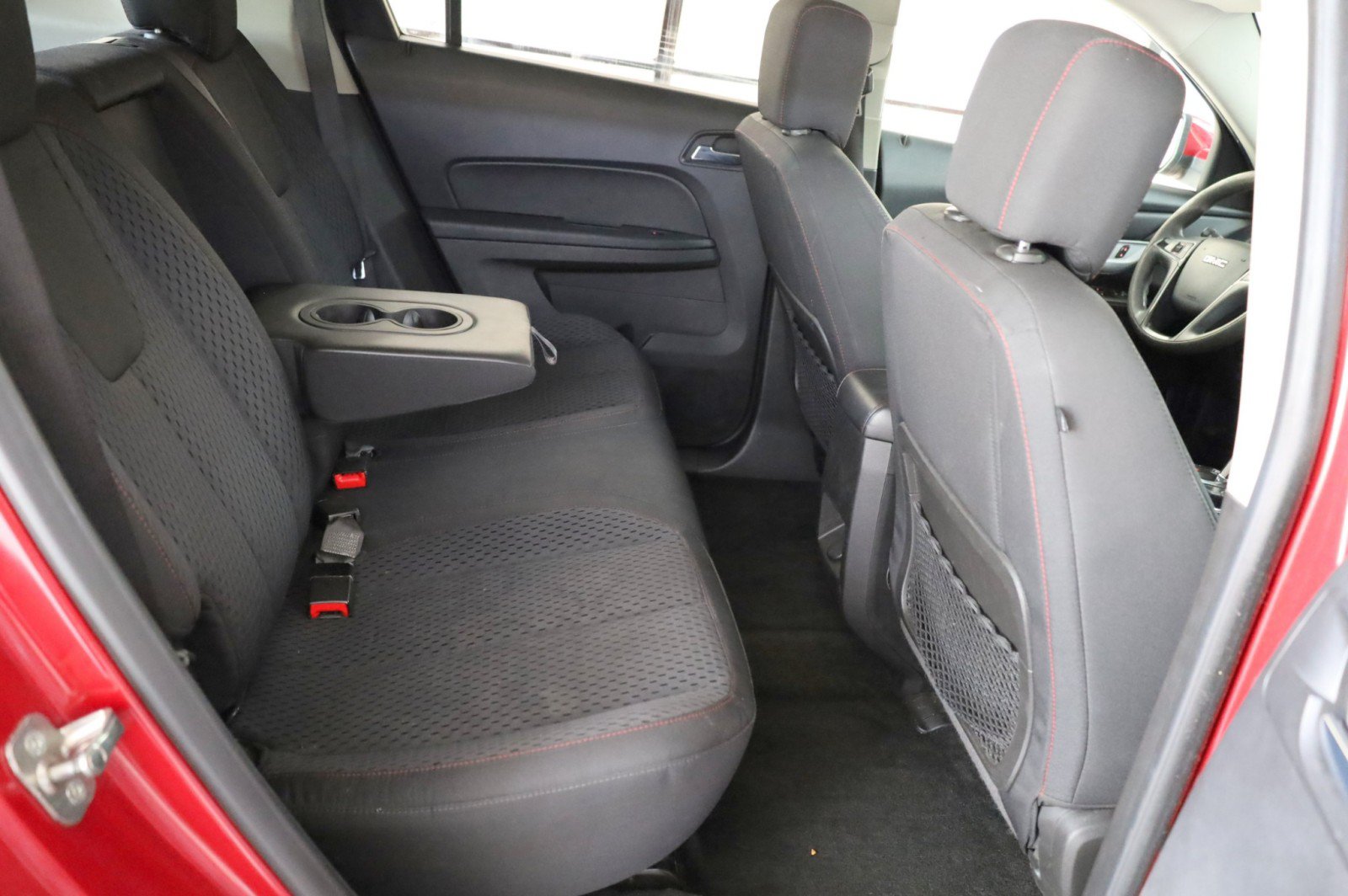 Used 2014 GMC Terrain SLE FWD image 30