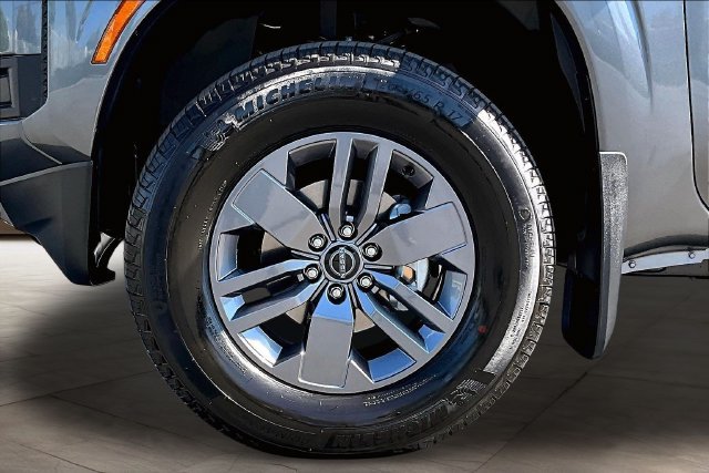 New 2026 Nissan Frontier SV w/ Tow Package AWD/4WD image 13