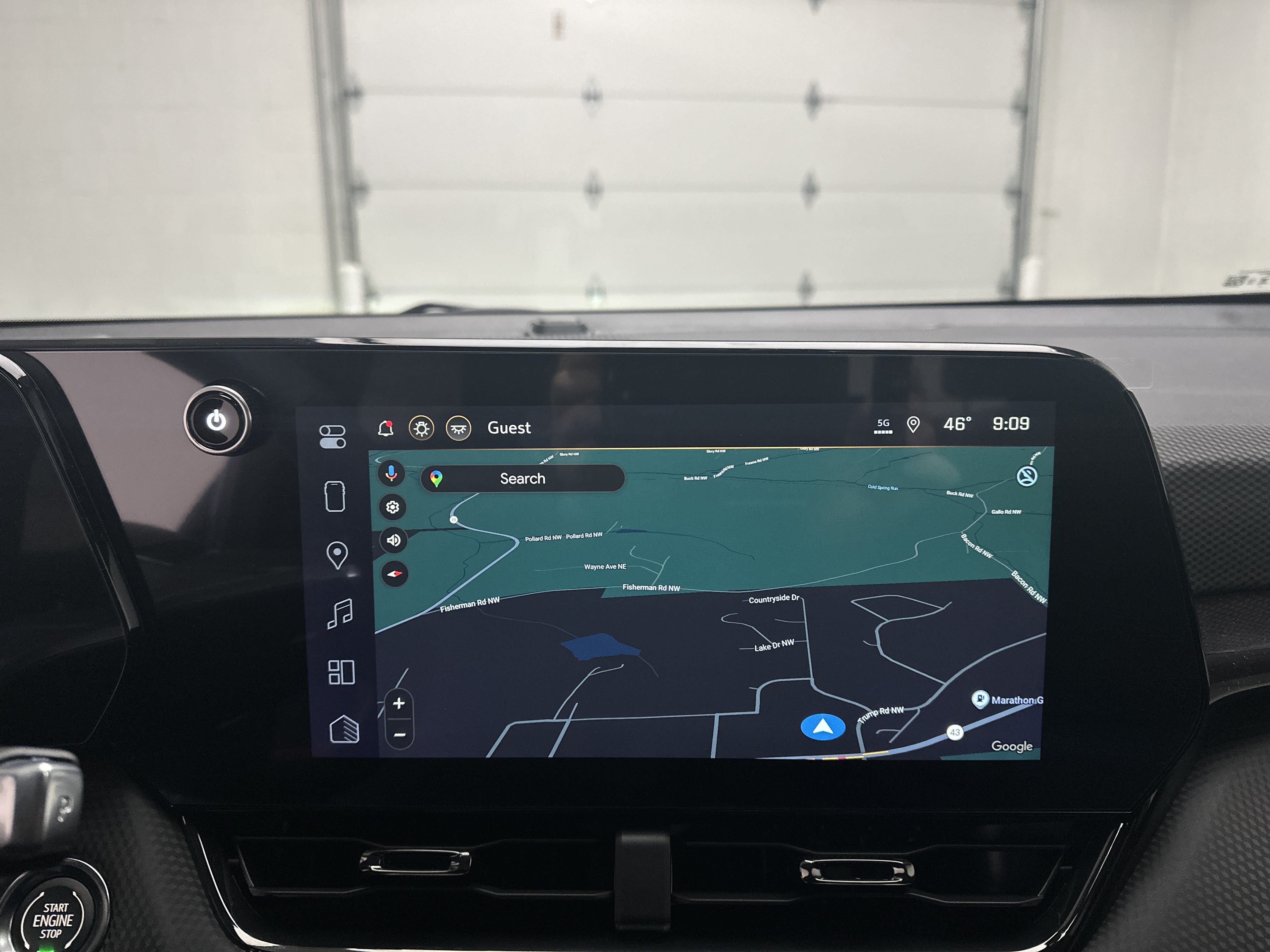 New 2026 Chevrolet Equinox RS w/ Convenience Package III FWD image 32