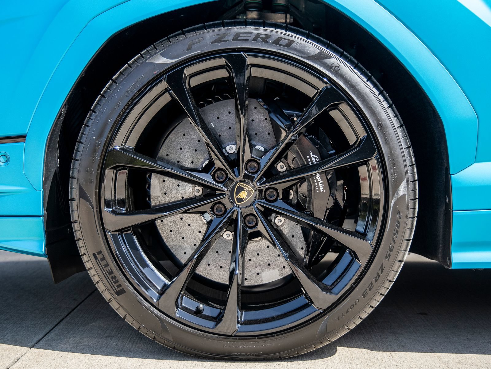 Used 2024 Lamborghini Urus S AWD/4WD image 11