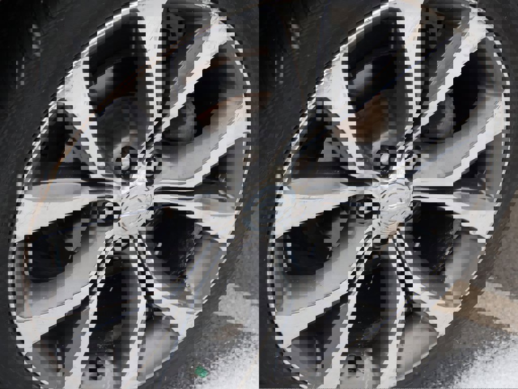 Used 2015 Chrysler 200 C w/ Navigation & Sound Group I image 19