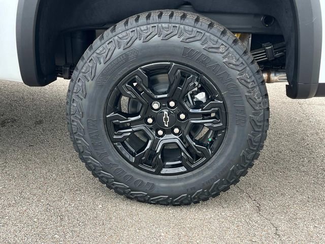 New 2025 Chevrolet Silverado 1500 ZR2 w/ Technology Package image 12