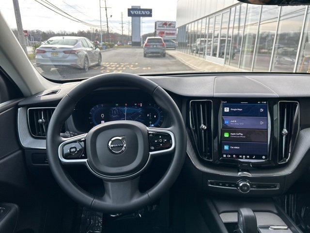 Certified 2025 Volvo XC60 B5 Plus image 17