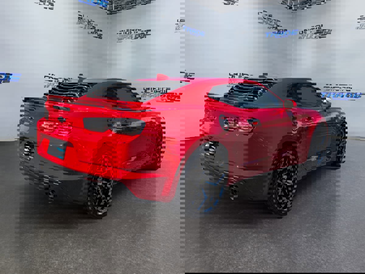 Used 2019 Chevrolet Camaro SS image 5