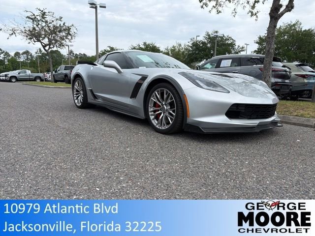 Used 2015 Chevrolet Corvette Z06 w/ 3LZ Preferred Equipment Group RWD image 1