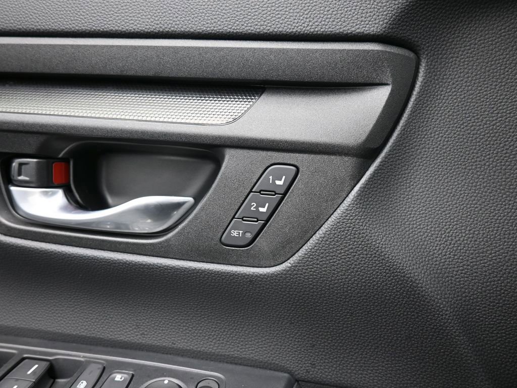 Certified 2025 Honda CR-V Sport-L image 32