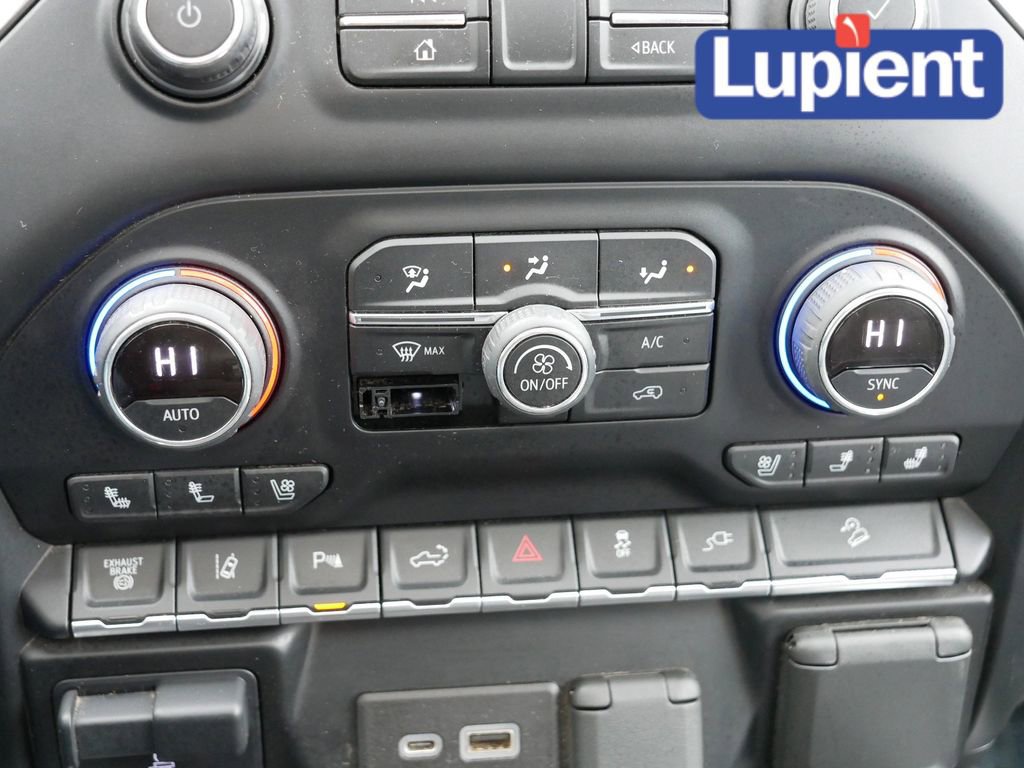 Used 2022 Chevrolet Silverado 2500 LTZ w/ LTZ Plus Package image 21