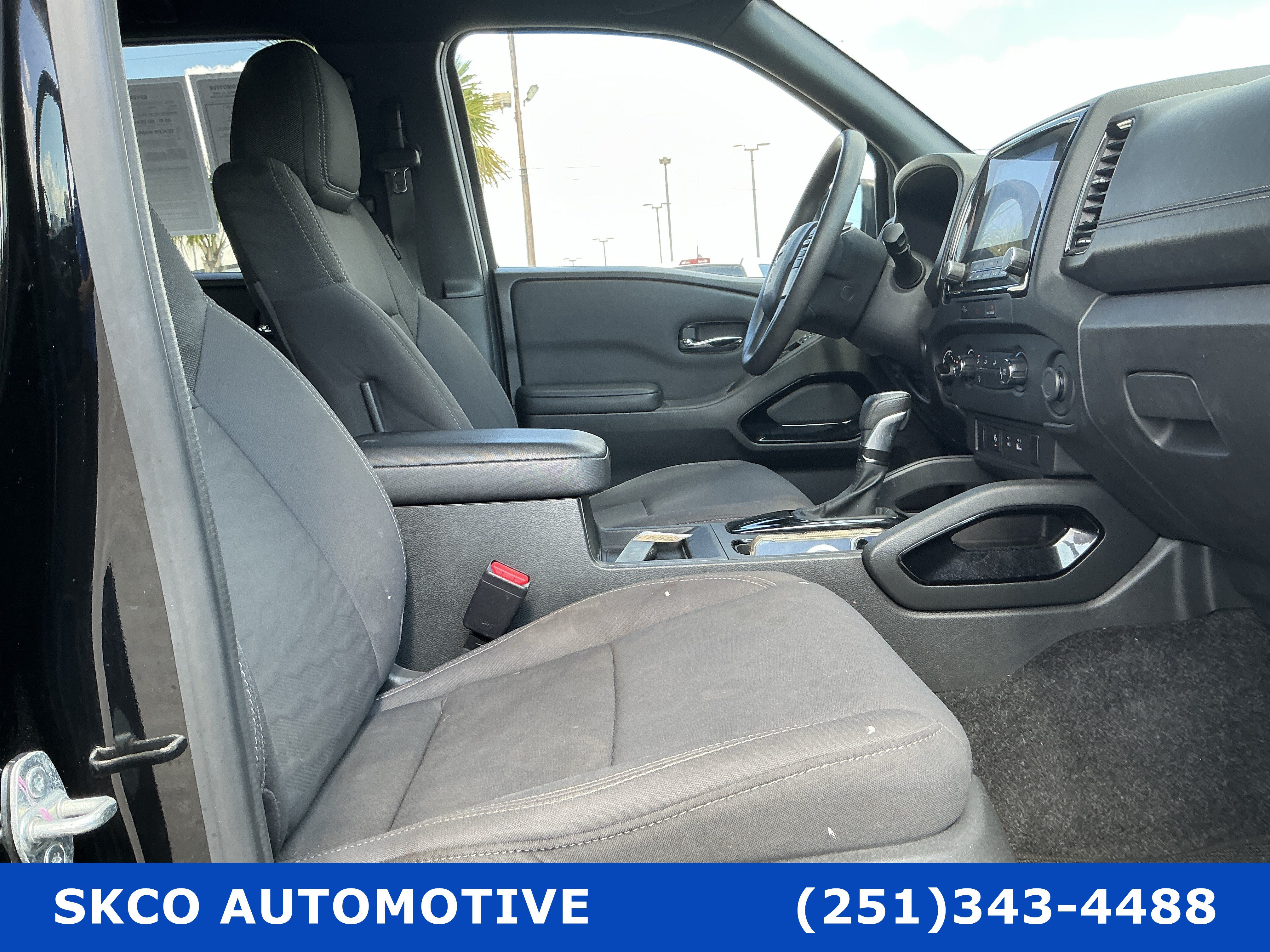 Used 2023 Nissan Frontier SV w/ Midnight Edition Package AWD/4WD image 13