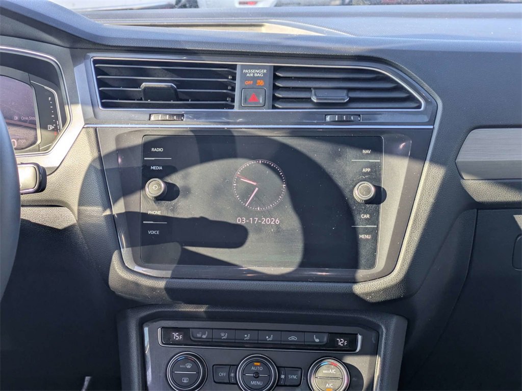 Used 2021 Volkswagen Tiguan SE image 20