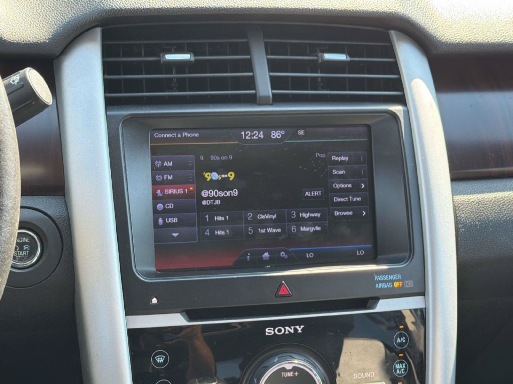 Used 2013 Ford Edge Limited FWD image 15