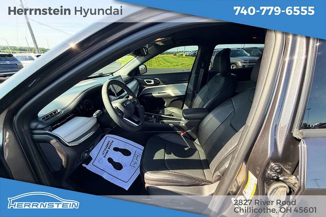 Used 2024 Jeep Compass Limited w/ Elite Group AWD/4WD image 17