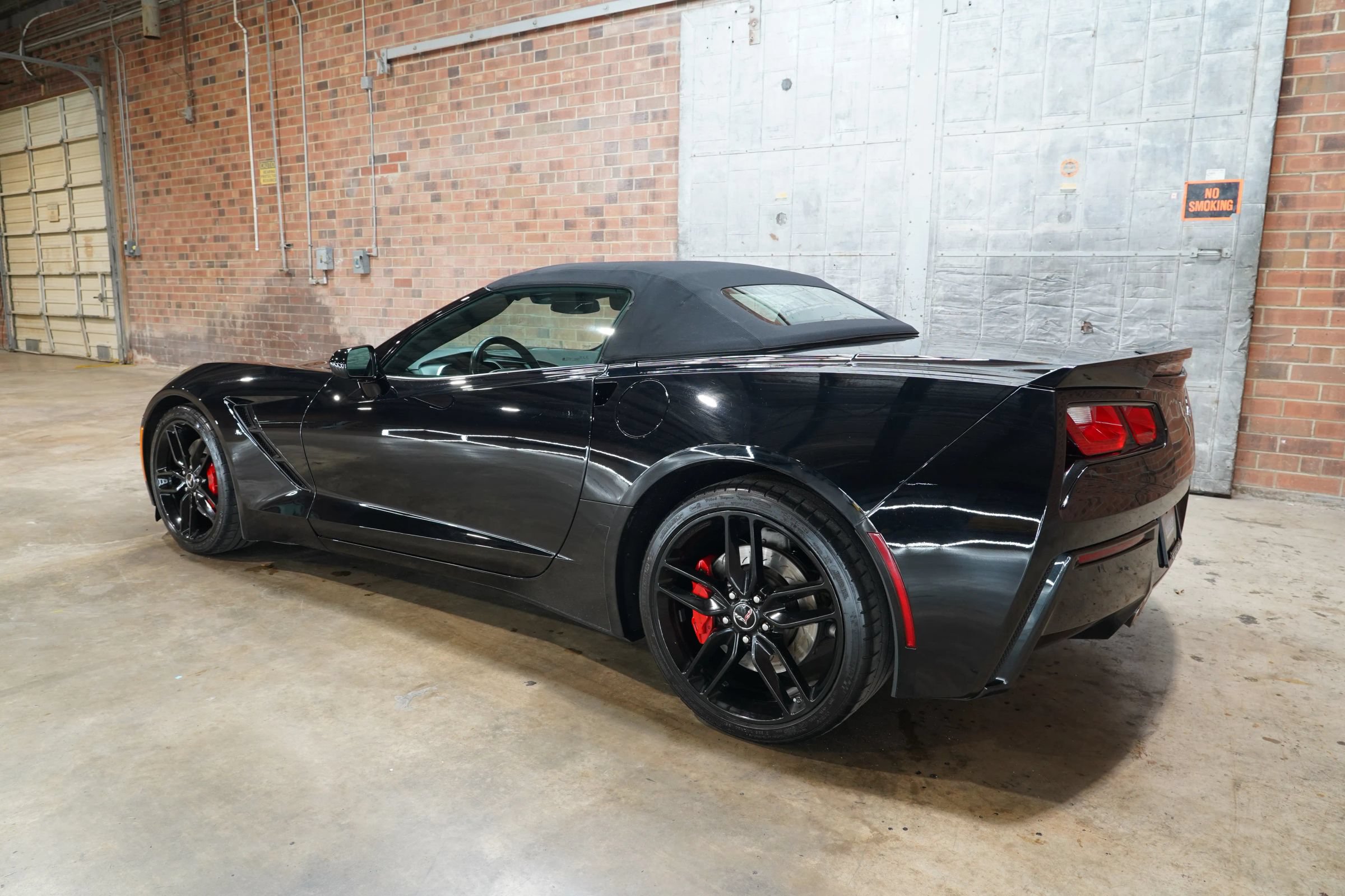 Used 2014 Chevrolet Corvette Stingray Convertible w/ 3LT Preferred Equipment Group RWD image 11