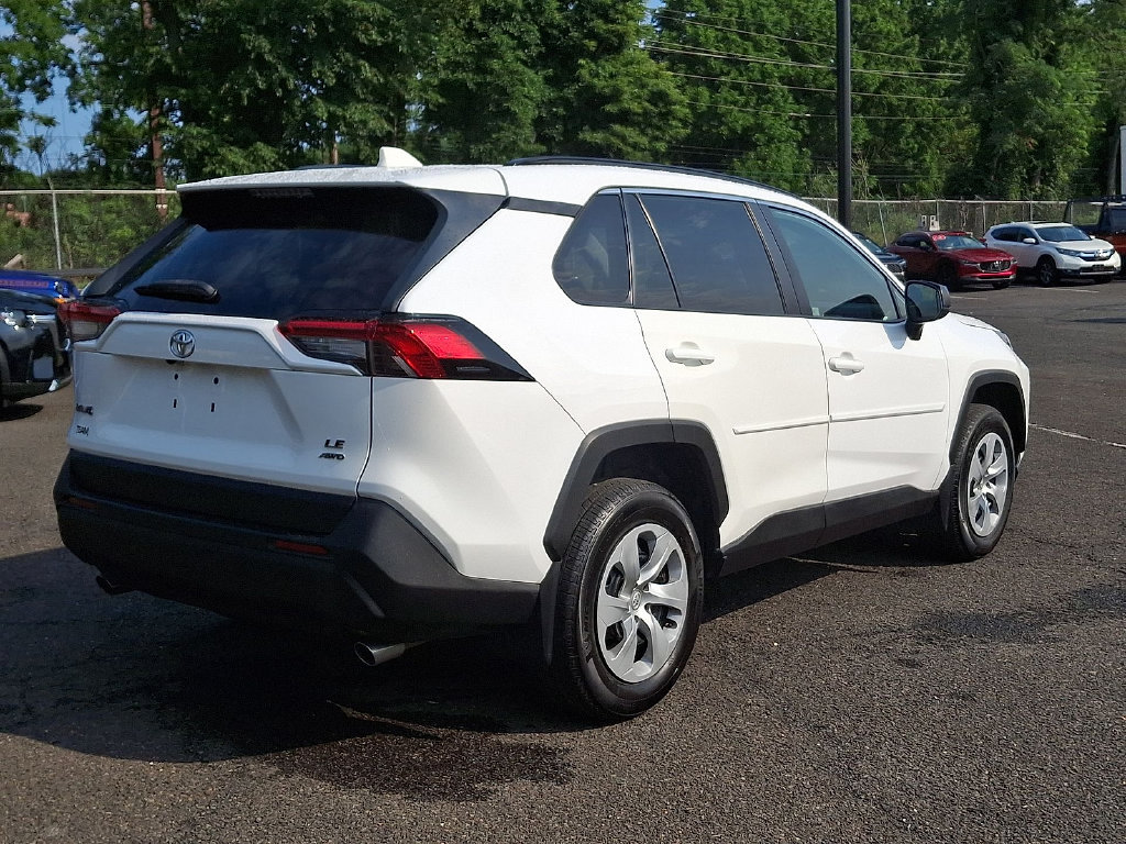 Used 2021 Toyota RAV4 LE AWD/4WD image 31