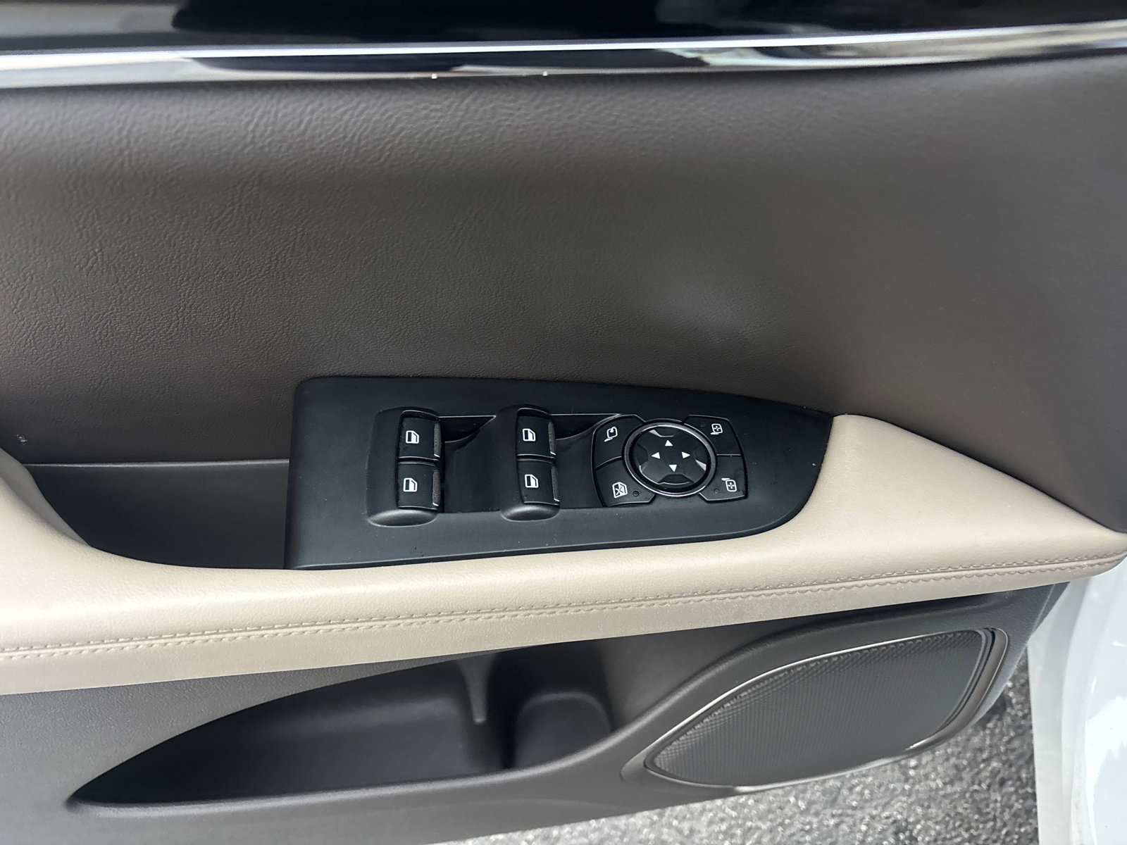 Certified 2023 Lincoln Nautilus FWD w/ Premium Package image 13