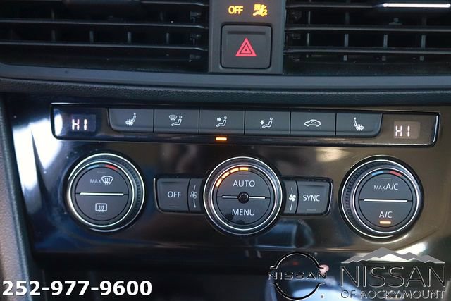 Used 2024 Volkswagen Jetta SE image 23