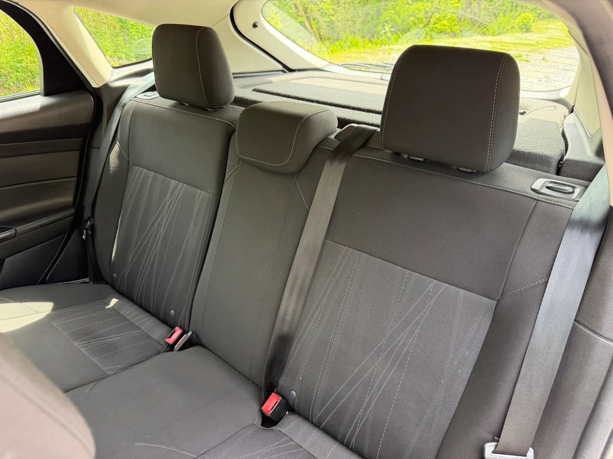 Used 2017 Ford Focus SEL w/ Cold Weather Package FWD image 21