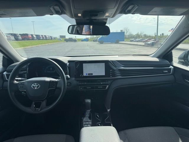 Used 2025 Toyota Camry LE FWD image 11