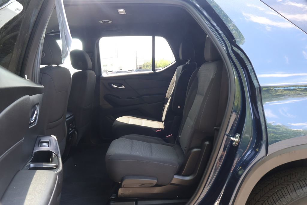Used 2023 Chevrolet Traverse LT AWD/4WD image 44