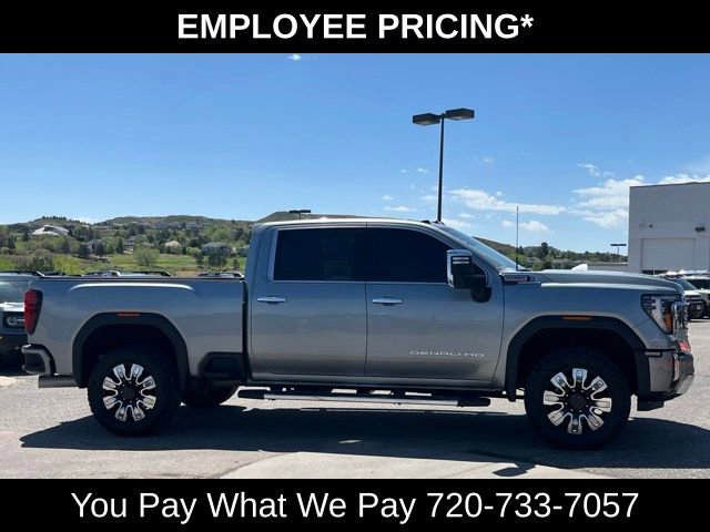 Used 2024 GMC Sierra 2500 Denali w/ Denali Reserve Package AWD/4WD image 6