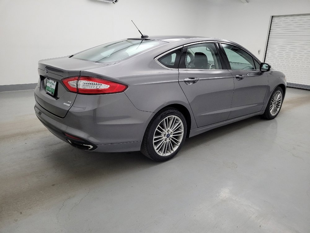 Used 2014 Ford Fusion SE w/ Equipment Group 202A FWD image 10