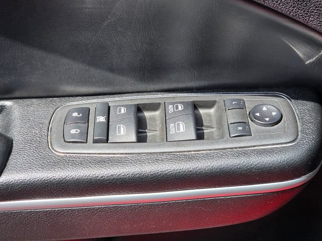 Used 2022 Dodge Charger SXT w/ Leather Interior Group RWD image 31