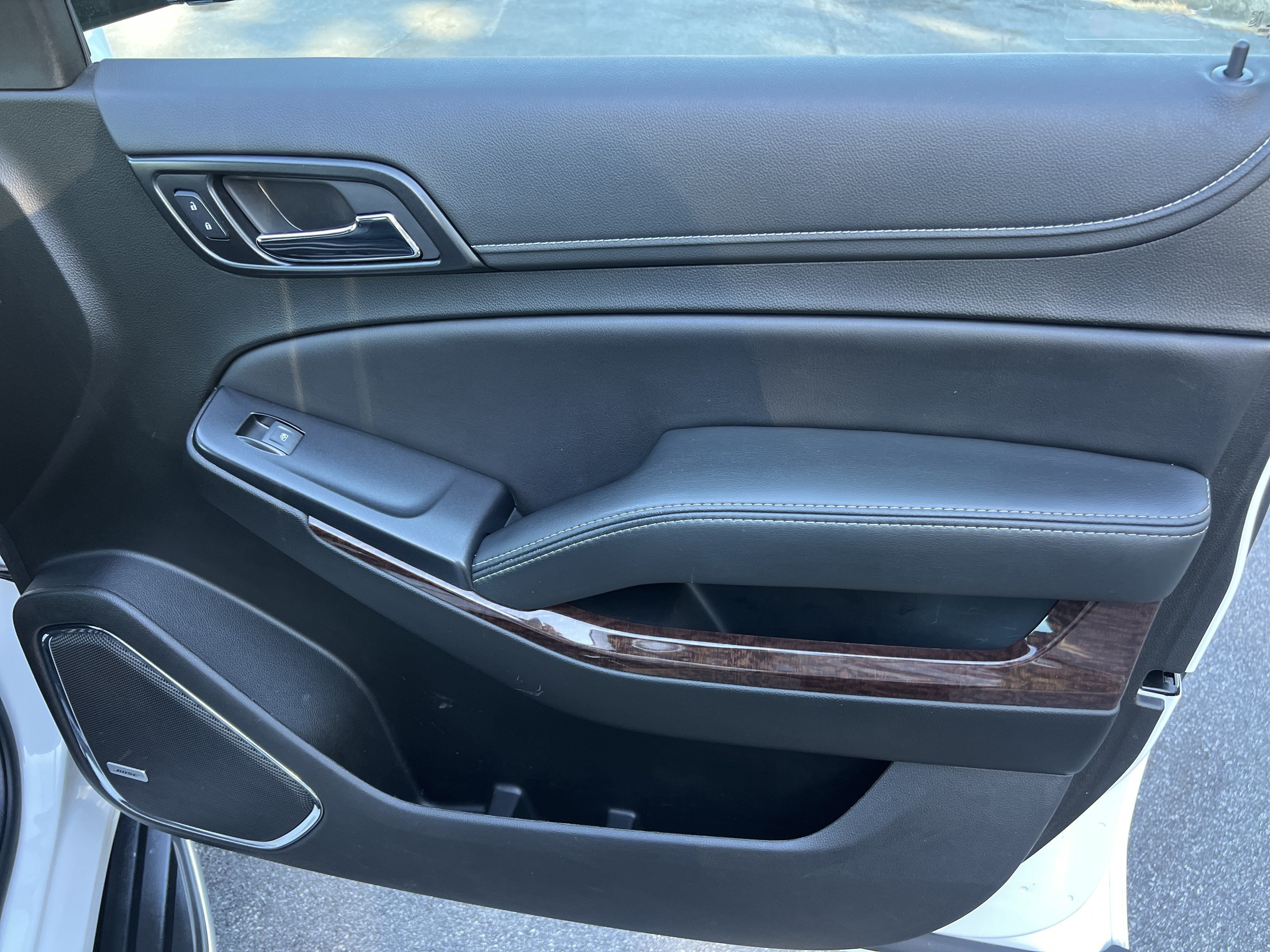 Used 2020 GMC Yukon XL SLT AWD/4WD image 19