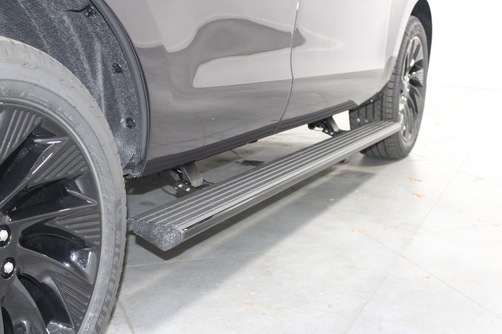 New 2025 Lincoln Navigator Reserve w/ Jet Appearance Package image 13