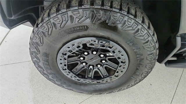 Used 2024 GMC Hummer EV 3X w/ Omega Edition image 57