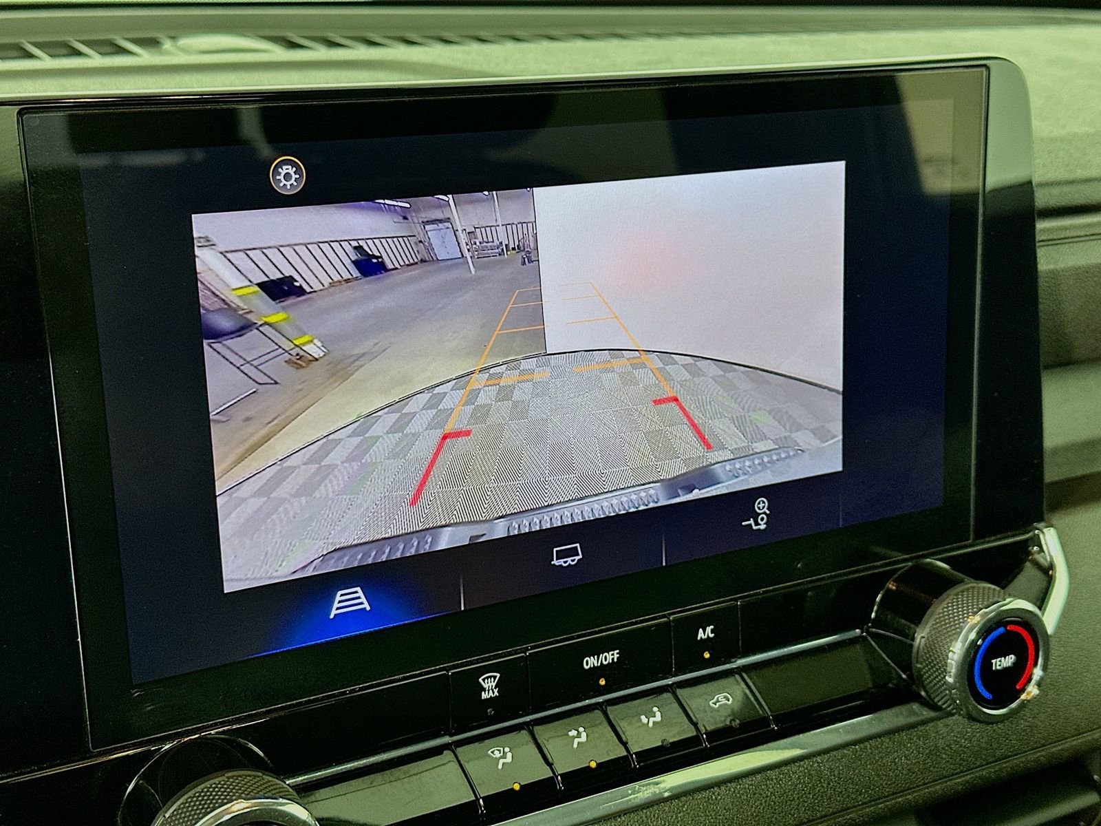 Used 2023 Chevrolet Colorado W/T image 15