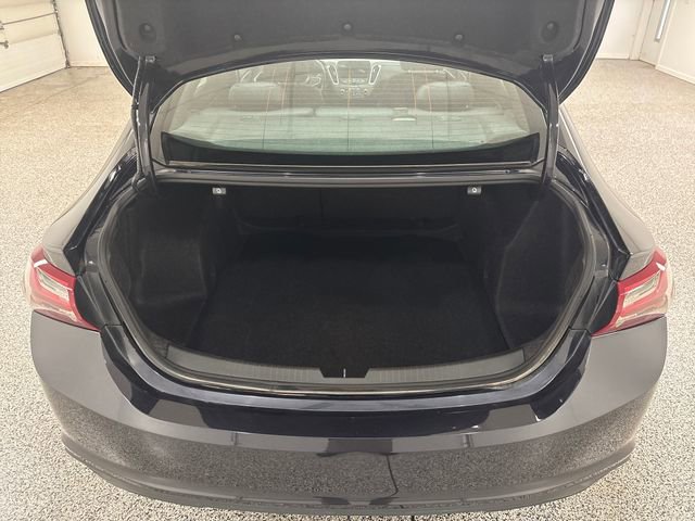Used 2022 Chevrolet Malibu LT image 25