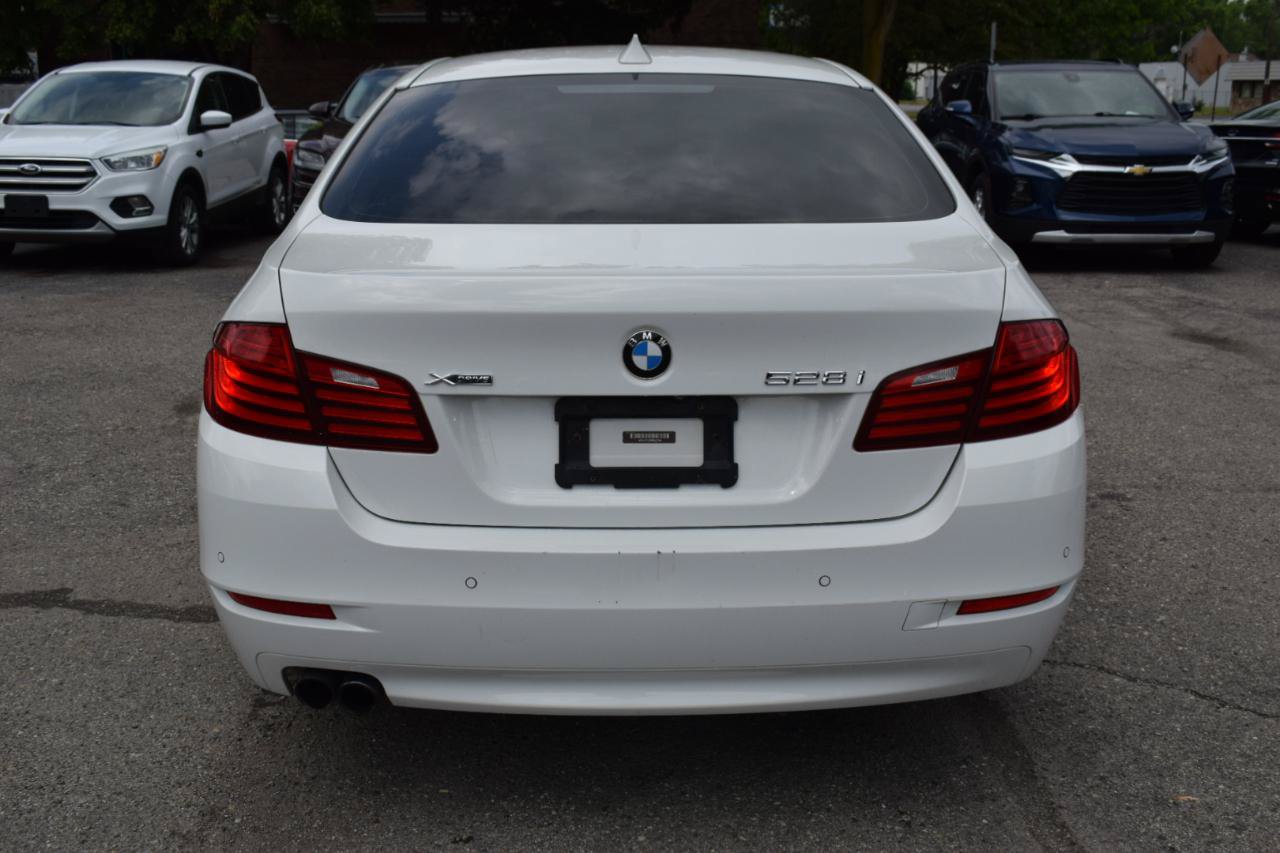 Used 2015 BMW 528i xDrive Sedan AWD/4WD image 7