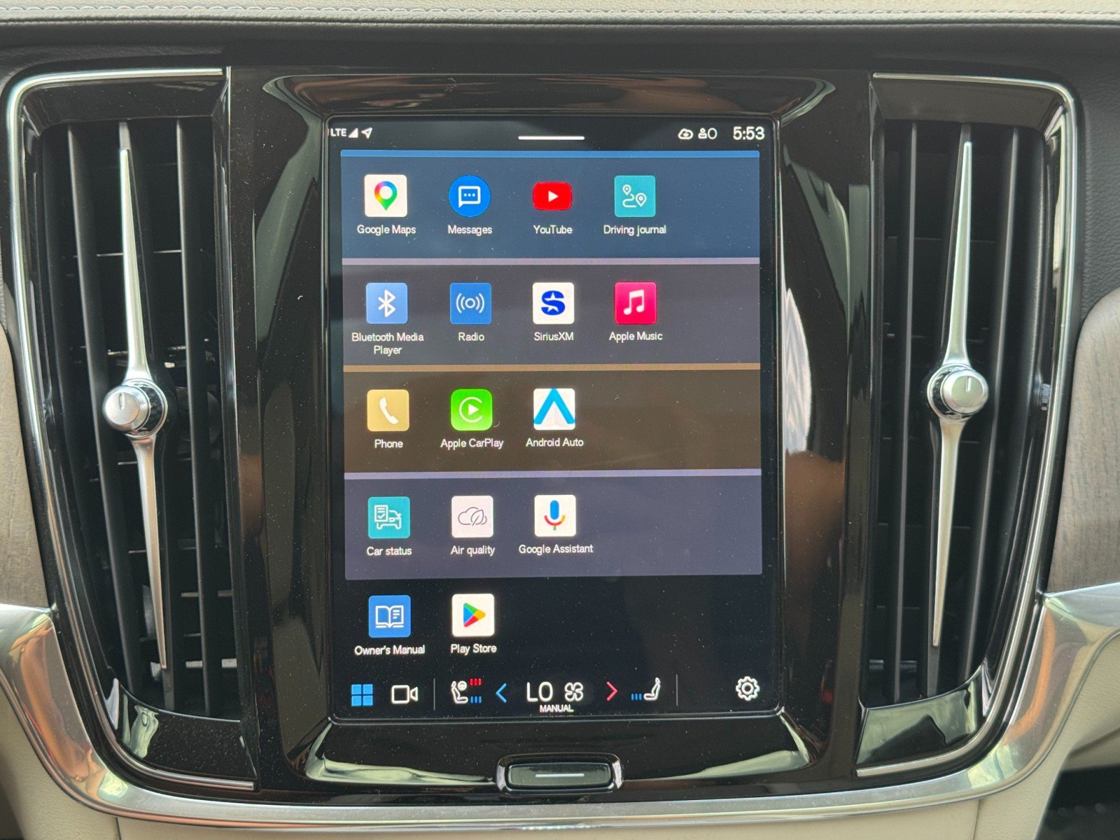 Used 2023 Volvo S90 B6 Ultimate w/ Protection Package Premier AWD/4WD image 28
