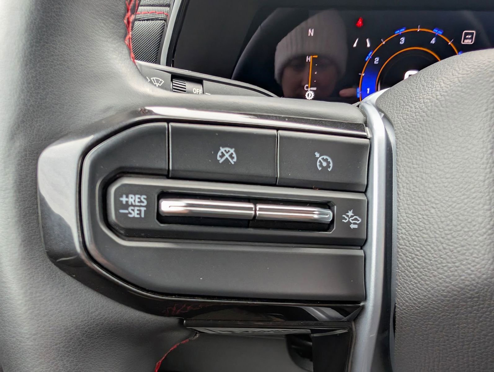 Certified 2023 Chevrolet Colorado Z71 w/ Z71 Convenience Package 2 image 17