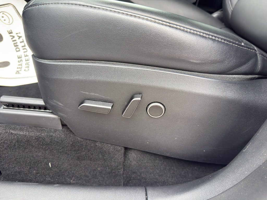 Used 2023 Tesla Model Y Long Range AWD/4WD image 11