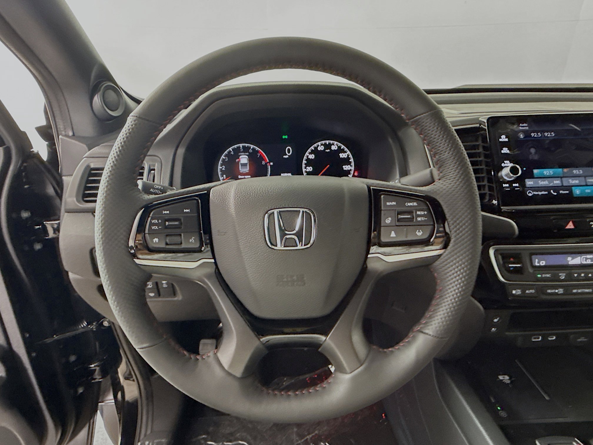 New 2026 Honda Ridgeline Black Edition image 11