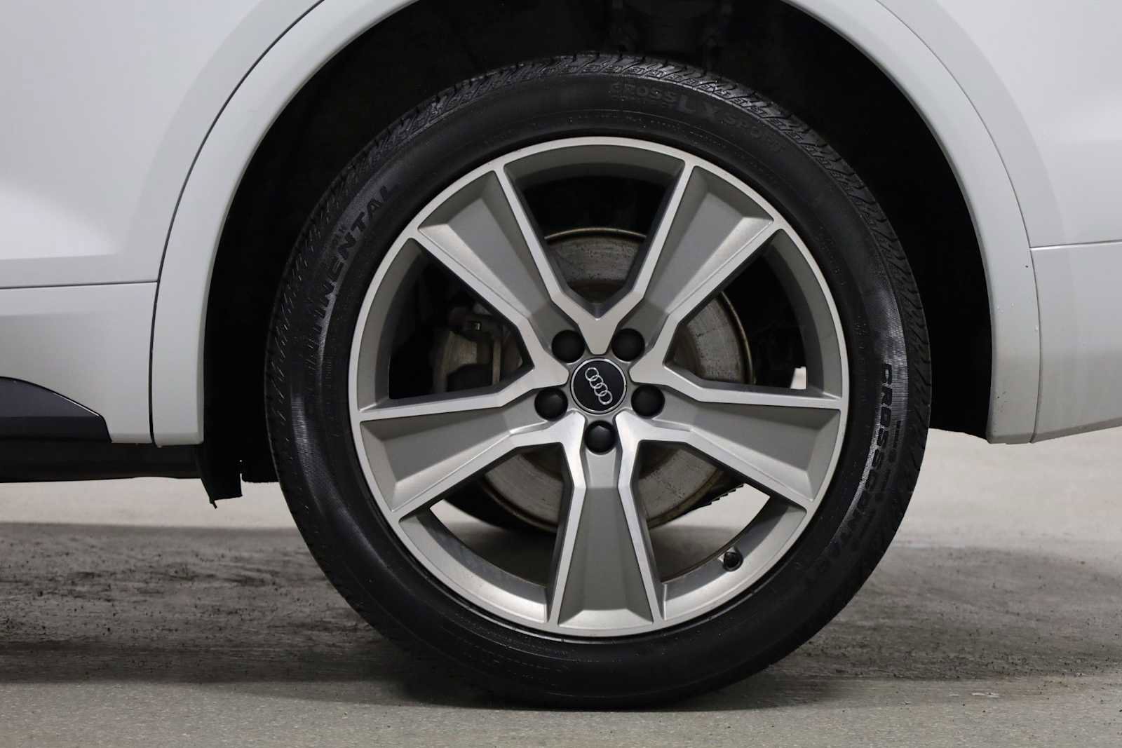 Used 2019 Audi Q5 2.0T Premium Plus w/ Premium Plus Package image 37