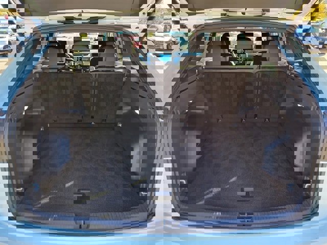 Used 2025 Volkswagen Atlas Cross Sport SE image 7