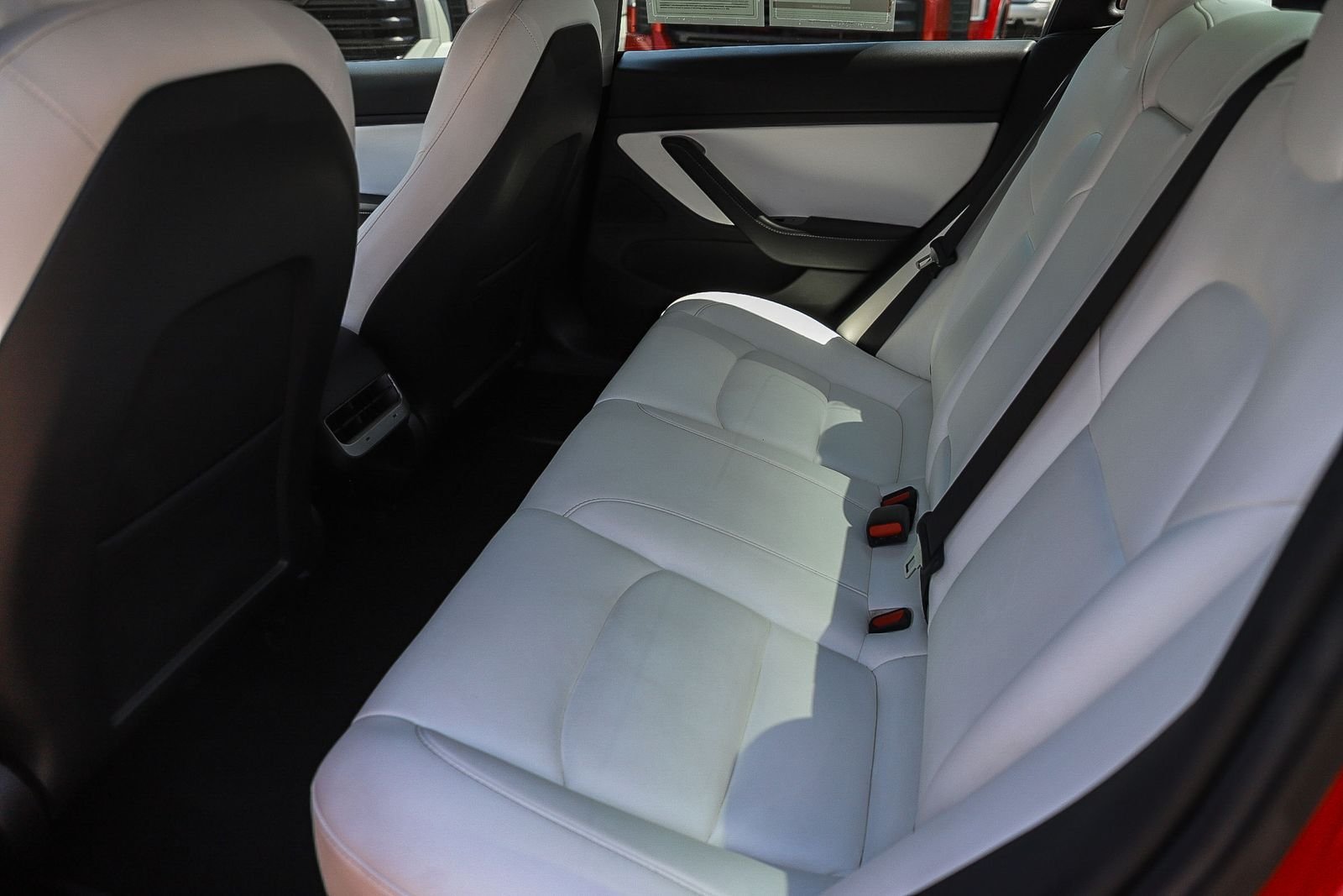 Used 2020 Tesla Model 3 Standard Range Plus RWD image 17