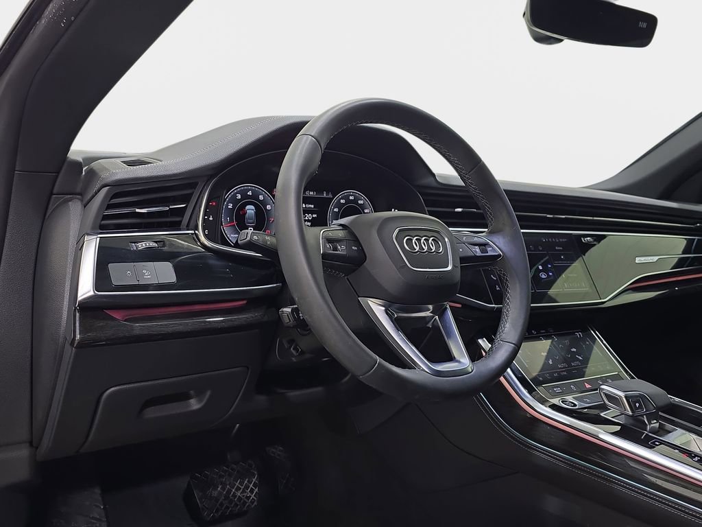 Used 2025 Audi Q8 Premium Plus image 19