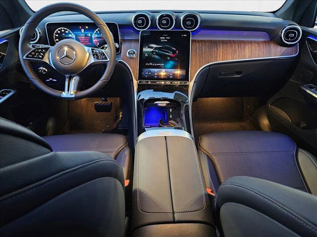 New 2025 Mercedes-Benz GLC 300 image 14