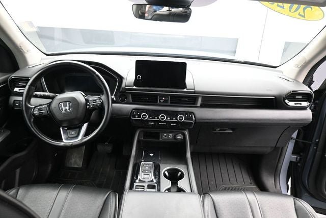 Used 2023 Honda Pilot Elite image 16