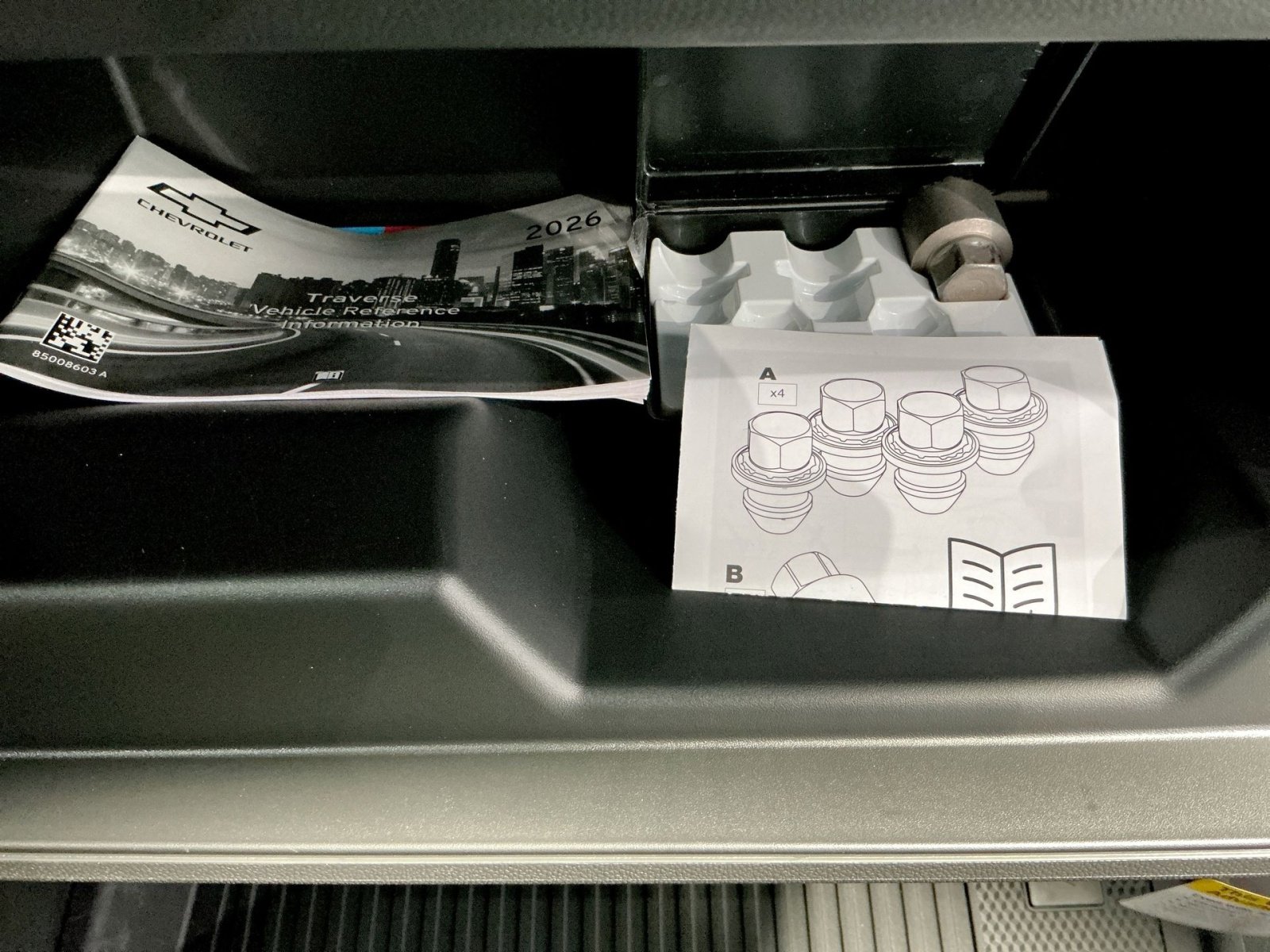 New 2026 Chevrolet Traverse LT w/ Enhanced Driving Package image 31