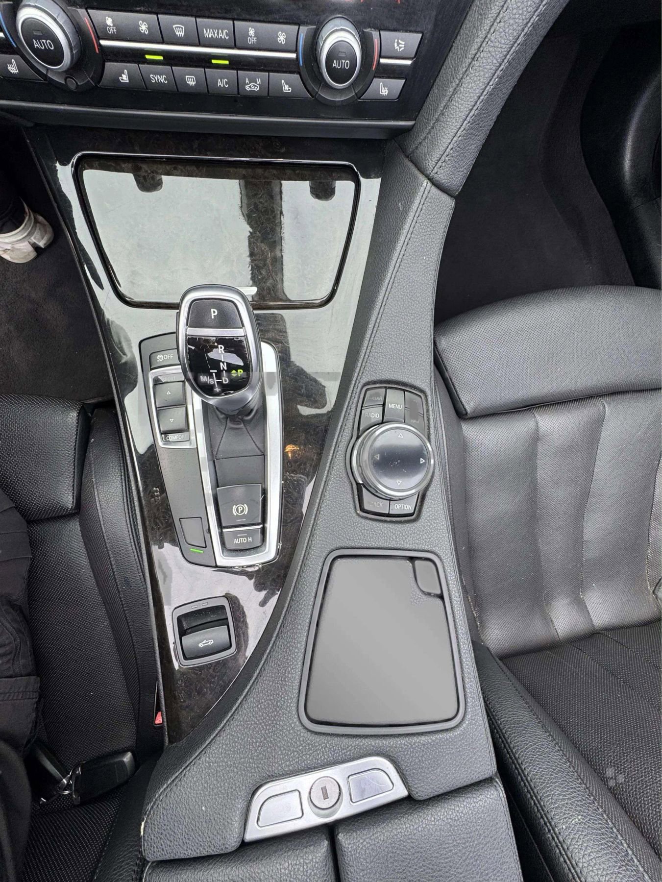 Used 2015 BMW 640i Convertible w/ Executive Package image 22