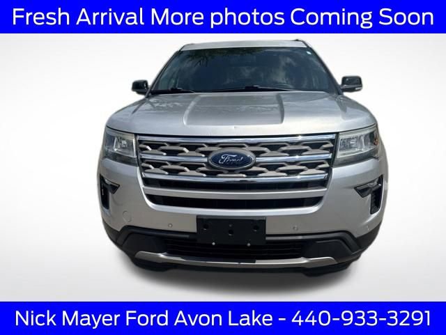 Used 2018 Ford Explorer XLT w/ Equipment Group 202A AWD/4WD image 9